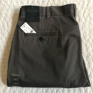 NWT Men’s Brooks Brother Clark Advantage Chino